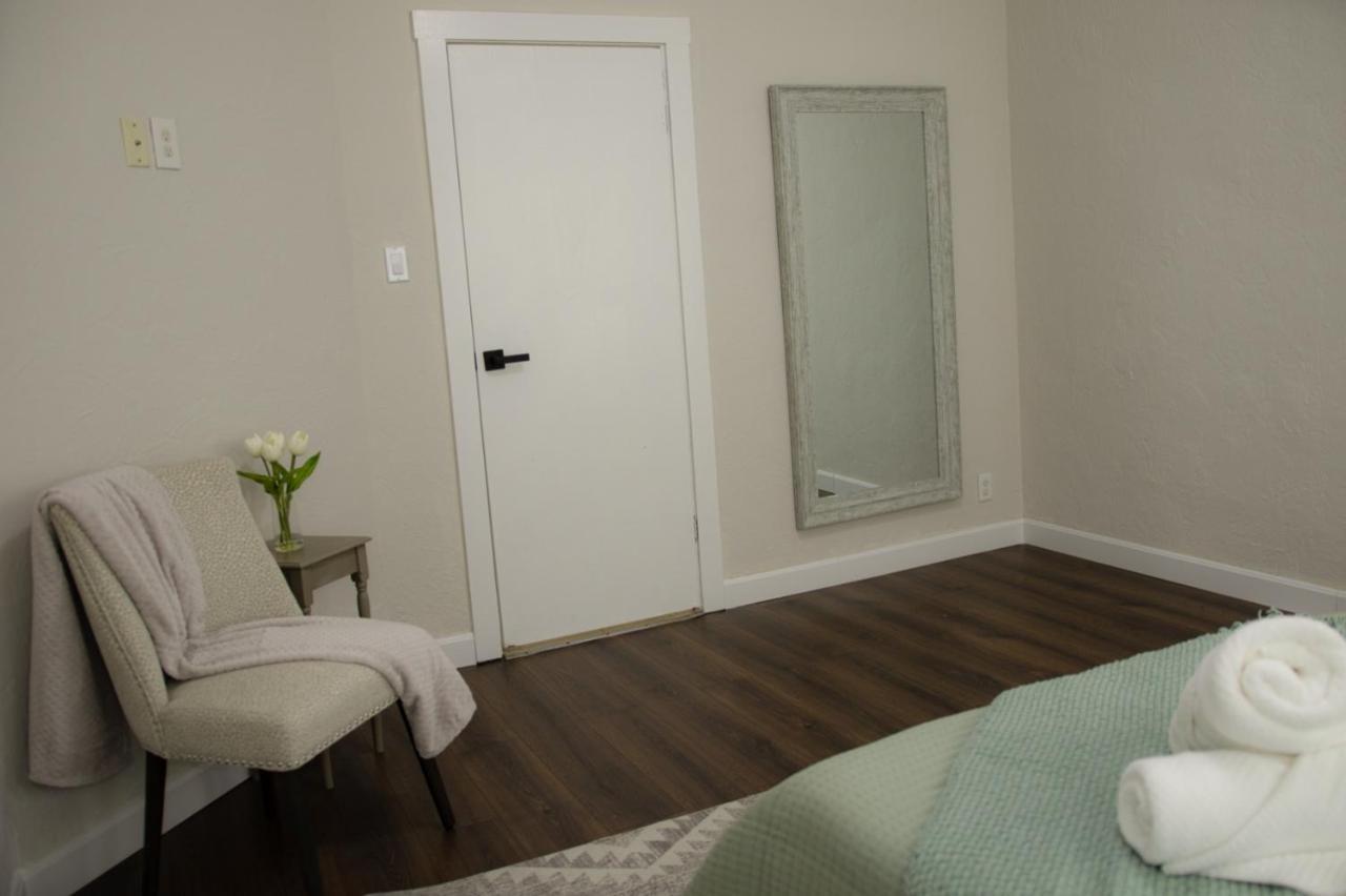 Cozy Getaway Apartment Everett Екстериор снимка